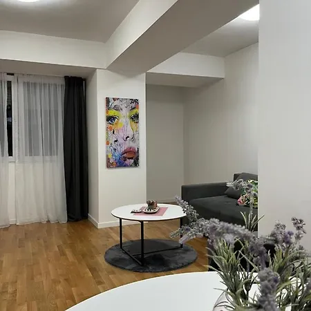 Centar Margarita Luxury Aprtment * سكوبجي